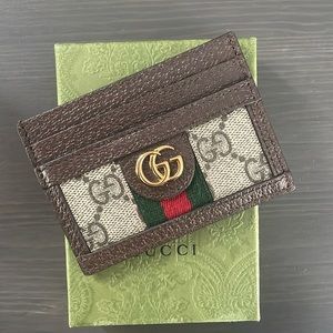 Last chance!!!  Sale!!!Gucci card holder